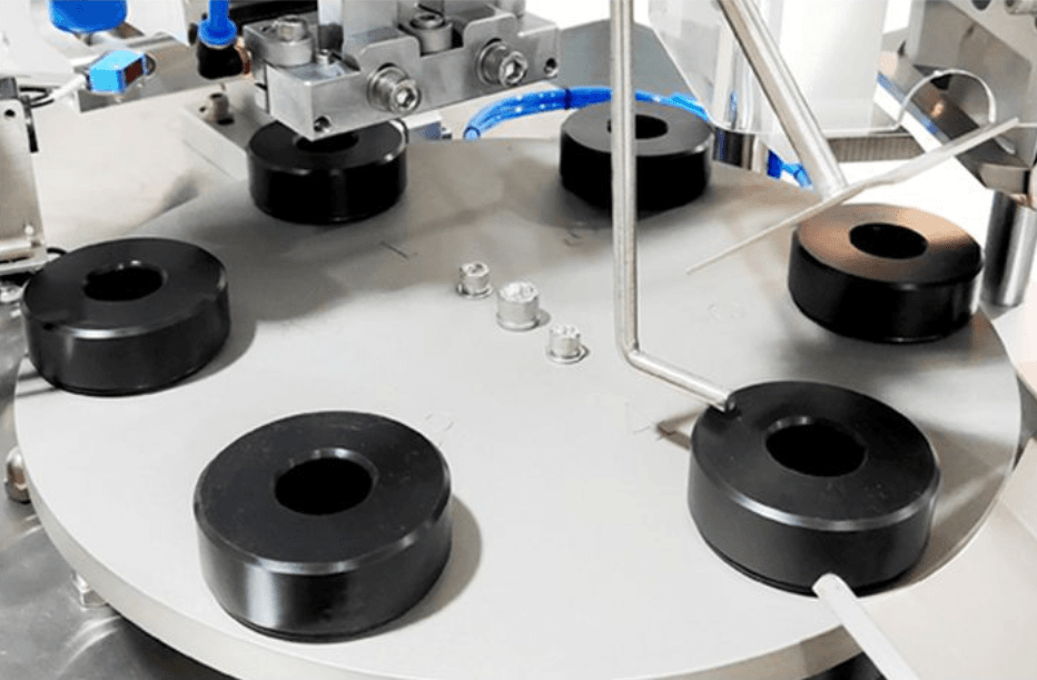 Turntable of tube sealing machine